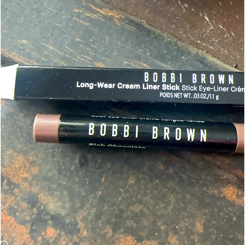 BOBBI BROWN Eyeliner 💕Brwn
Tested